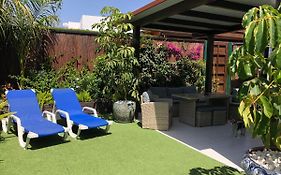 Bungalow Portos With Amazing Privet Garden